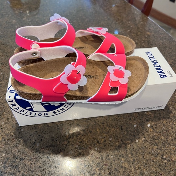 Girls Birkenstock Rio - Picture 2 of 3